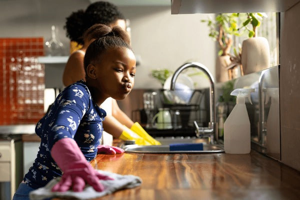 Keuken schoonmaken: krokante kaas en kopjes!